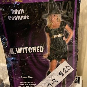 B. Witched teen Costume
